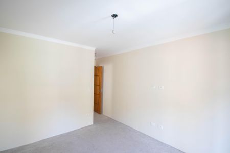 Casa à venda com 133m², 4 quartos e 6 vagas Casa à venda com 133m², 4 quartos e 6 vagasSuíte