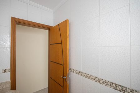 Casa à venda com 133m², 4 quartos e 6 vagas Casa à venda com 133m², 4 quartos e 6 vagasBanheiro da Suíte