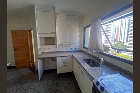 Apartamento à venda com 160m², 3 quartos e 3 vagas