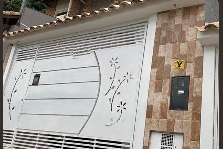 Casa à venda com 200m², 3 quartos e 2 vagas
