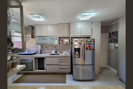 Apartamento à venda com 107m², 3 quartos e 2 vagas