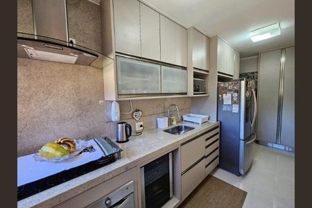 Apartamento à venda com 107m², 3 quartos e 2 vagas