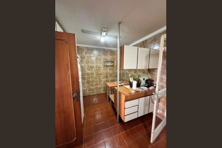 Apartamento à venda com 198m², 4 quartos e 2 vagas