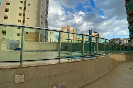 Apartamento para alugar com 50m², 2 quartos e 2 vagas Apartamento para alugar com 50m², 2 quartos e 2 vagasÁrea comum - Piscina