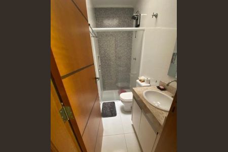 Casa à venda com 3 quartos, 85m² em Vila Nivi, São Paulo