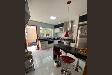 Casa à venda com 3 quartos, 85m² em Vila Nivi, São Paulo