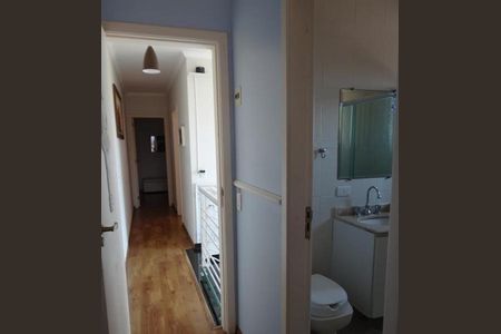 Casa à venda com 238m², 4 quartos e 6 vagas