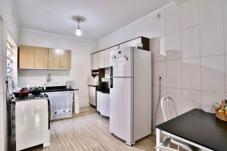 Casa à venda com 110m², 3 quartos e sem vaga Casa à venda com 110m², 3 quartos e sem vagaCozinha