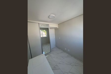 Quarto 3 de casa para alugar com 3 quartos, 170m² em Planalto, Belo Horizonte