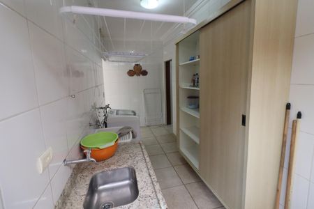 Casa para alugar com 250m², 3 quartos e 2 vagasÁrea de Serviço