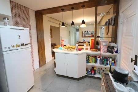 Casa para alugar com 250m², 3 quartos e 2 vagasCozinha