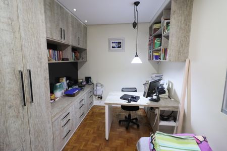 Casa para alugar com 250m², 3 quartos e 2 vagasQuarto 1