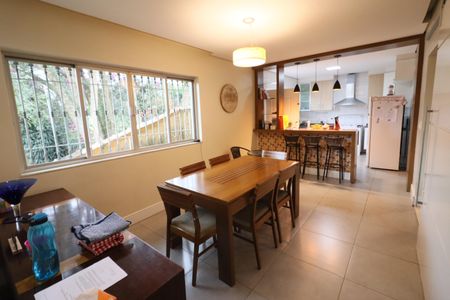 Casa para alugar com 250m², 3 quartos e 2 vagasCopa