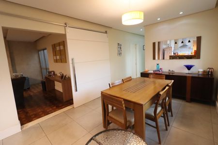 Casa para alugar com 250m², 3 quartos e 2 vagasCopa