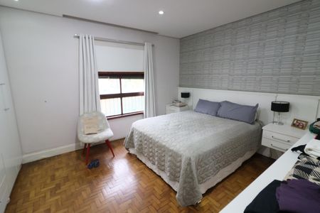 Casa para alugar com 250m², 3 quartos e 2 vagasSuíte 1