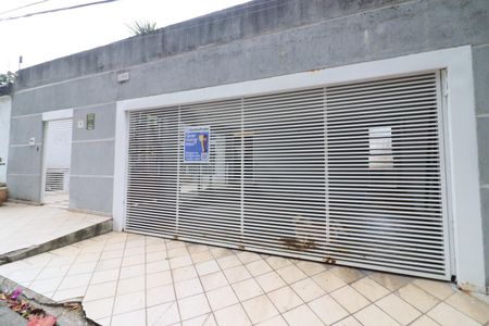 Casa para alugar com 250m², 3 quartos e 2 vagasPlaquinha