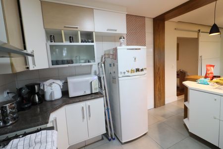 Casa para alugar com 250m², 3 quartos e 2 vagasCozinha