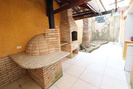 Casa para alugar com 250m², 3 quartos e 2 vagasChurrasqueira