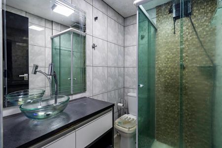 Apartamento à venda com 68m², 3 quartos e 1 vaga Apartamento à venda com 68m², 3 quartos e 1 vagaBanheiro