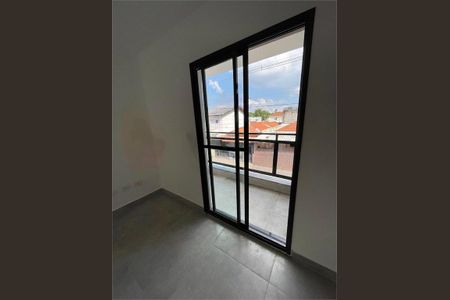 Casa à venda com 3 quartos, 68m² em Vila Constança, São Paulo