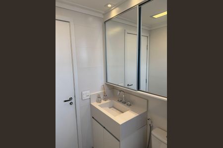 Apartamento à venda com 133m², 3 quartos e 2 vagas Apartamento à venda com 133m², 3 quartos e 2 vagasBanheiro