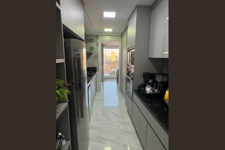Apartamento à venda com 133m², 3 quartos e 2 vagas Apartamento à venda com 133m², 3 quartos e 2 vagasCozinha