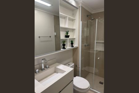 Apartamento à venda com 133m², 3 quartos e 2 vagas Apartamento à venda com 133m², 3 quartos e 2 vagasBanheiro da Suíte 1