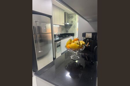 Apartamento à venda com 133m², 3 quartos e 2 vagas Apartamento à venda com 133m², 3 quartos e 2 vagasCozinha e Área de Serviço