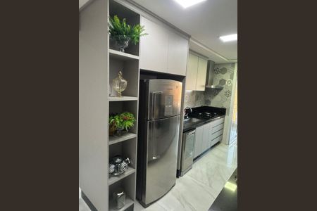 Apartamento à venda com 133m², 3 quartos e 2 vagas Apartamento à venda com 133m², 3 quartos e 2 vagasCozinha