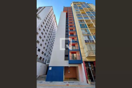 Apartamento à venda com 25m², 1 quarto e sem vaga Apartamento à venda com 25m², 1 quarto e sem vagaFachada