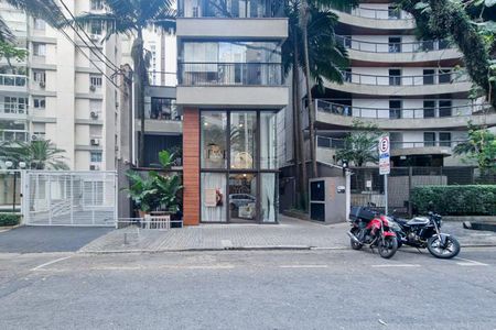 Studio para alugar com 40m², 1 quarto e sem vaga Studio para alugar com 40m², 1 quarto e sem vagaFachada