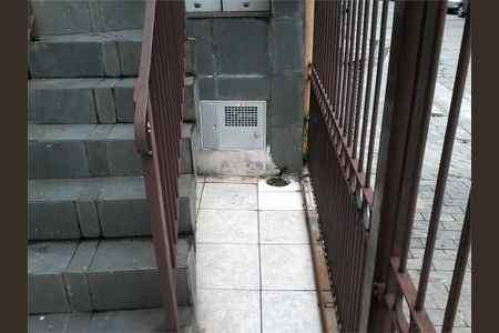 Casa à venda com 240m², 4 quartos e 2 vagas