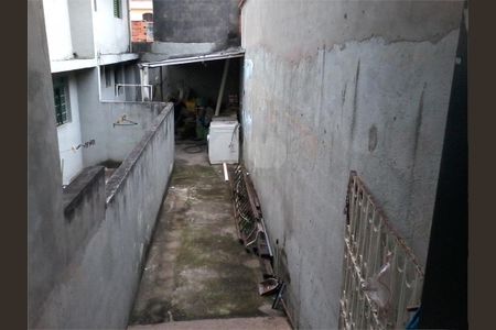 Casa à venda com 240m², 4 quartos e 2 vagas