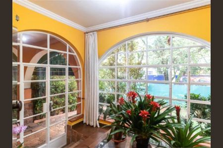 Casa à venda com 400m², 3 quartos e 4 vagas