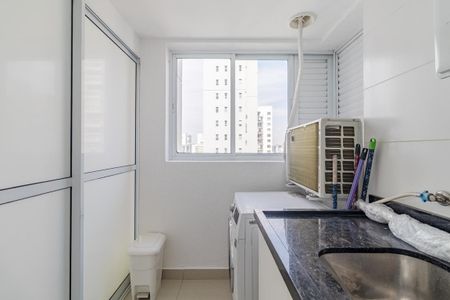 Apartamento para alugar com 46m², 1 quarto e 1 vagaÁrea de Serviço