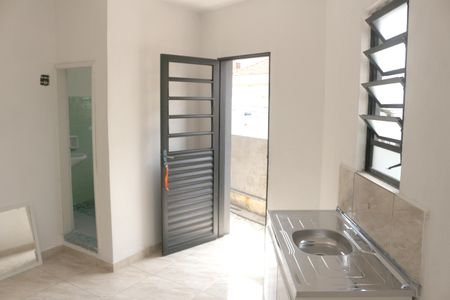 Cozinha de casa para alugar com 1 quarto, 28m² em Barcelona, São Caetano do Sul