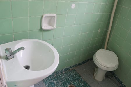 Banheiro Social de casa para alugar com 1 quarto, 28m² em Barcelona, São Caetano do Sul
