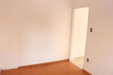 Sala e quarto de casa para alugar com 1 quarto, 28m² em Barcelona, São Caetano do Sul