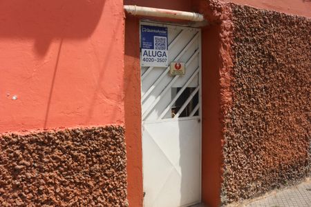 Casa para alugar com 28m², 1 quarto e sem vagaPlaquinha