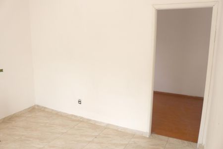 Cozinha de casa para alugar com 1 quarto, 28m² em Barcelona, São Caetano do Sul