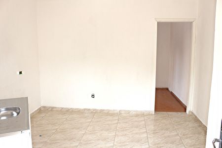Cozinha de casa para alugar com 1 quarto, 28m² em Barcelona, São Caetano do Sul