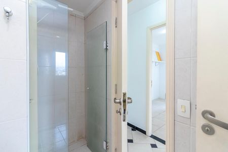 Apartamento para alugar com 63m², 3 quartos e 1 vaga Apartamento para alugar com 63m², 3 quartos e 1 vagaBanheiro da Suíte