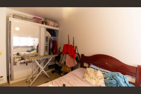 Casa à venda com 240m², 4 quartos e 1 vaga Casa à venda com 240m², 4 quartos e 1 vagaQuarto 2