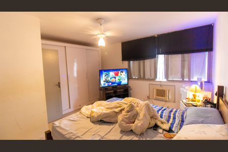 Casa à venda com 240m², 4 quartos e 1 vaga Casa à venda com 240m², 4 quartos e 1 vagaQuarto 4