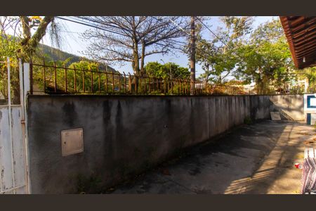 Casa à venda com 240m², 4 quartos e 1 vaga Casa à venda com 240m², 4 quartos e 1 vagaVista do Quarto 2