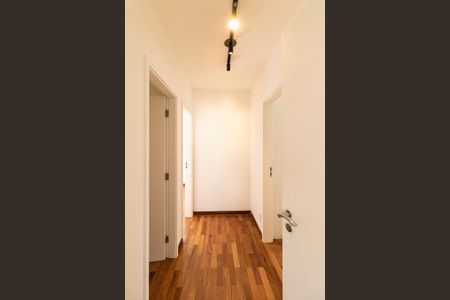 Apartamento à venda com 124m², 3 quartos e 2 vagas Apartamento à venda com 124m², 3 quartos e 2 vagasCorredor