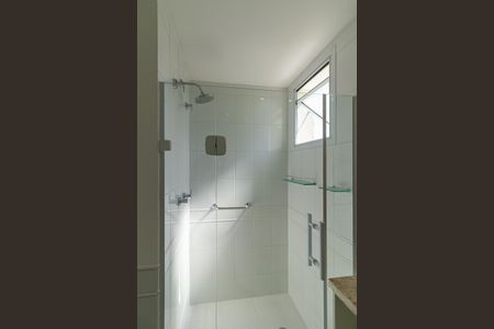 Apartamento à venda com 124m², 3 quartos e 2 vagas Apartamento à venda com 124m², 3 quartos e 2 vagasBanheiro da Suíte 1