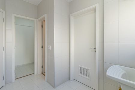 Apartamento à venda com 124m², 3 quartos e 2 vagas Apartamento à venda com 124m², 3 quartos e 2 vagasÁrea de Serviço