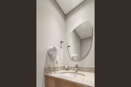 Banheiro de kitnet/studio à venda com 1 quarto, 26m² em Planalto Paulista, São Paulo
