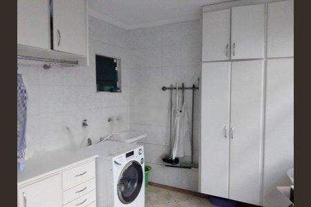 Casa à venda com 340m², 3 quartos e 3 vagas